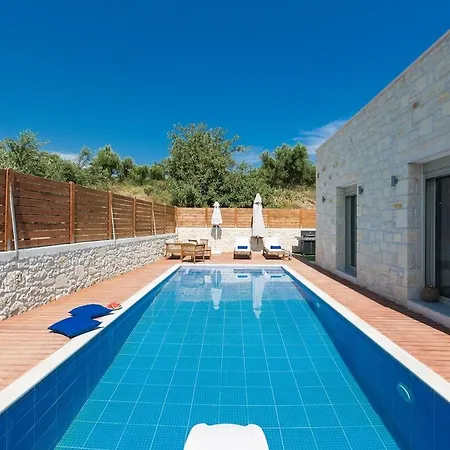 ヴィラ Vera - With Private Heated Pool & Jacuzzi *
