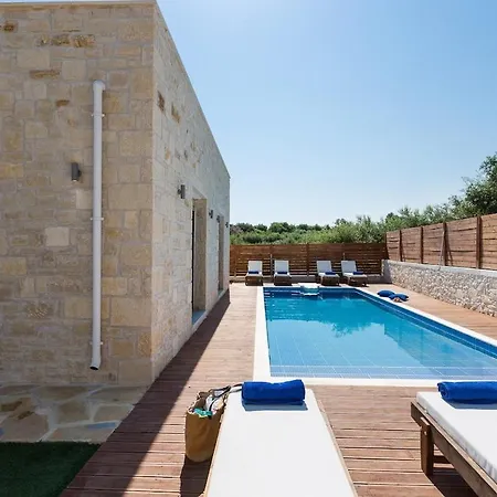 Vera - With Private Heated Pool & Jacuzzi Pangalochori