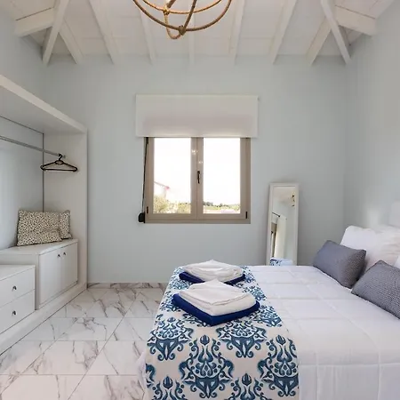 Vera - With Private Heated Pool & Jacuzzi Villa *