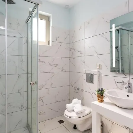 Vera - With Private Heated Pool & Jacuzzi Villa Pangalochori
